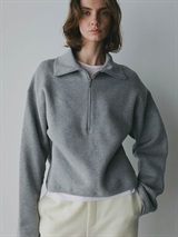 ビッグカラーハーフジッププルオーバー | Cut and sew | HER. Online Store