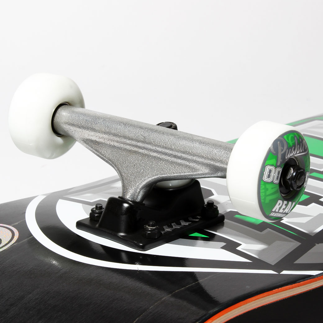 スケボー初心者におすすめ REAL コンプリートデッキ DROPOUT 8インチ