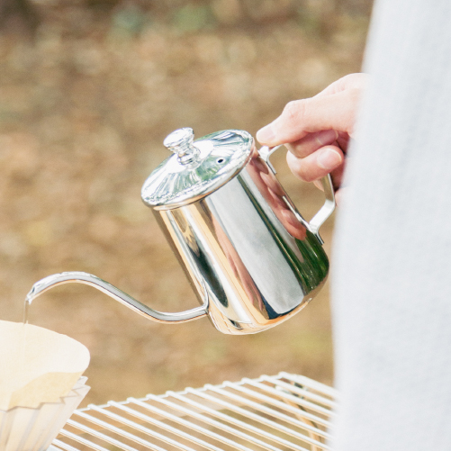 お気に入りの場所で、最高の一杯を。新アイテムのご紹介 - CAMP