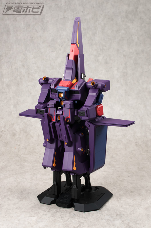 超ド級巨大食玩、四度の出現！サイコ・ガンダムMk-Ⅱが「ユニバーサル