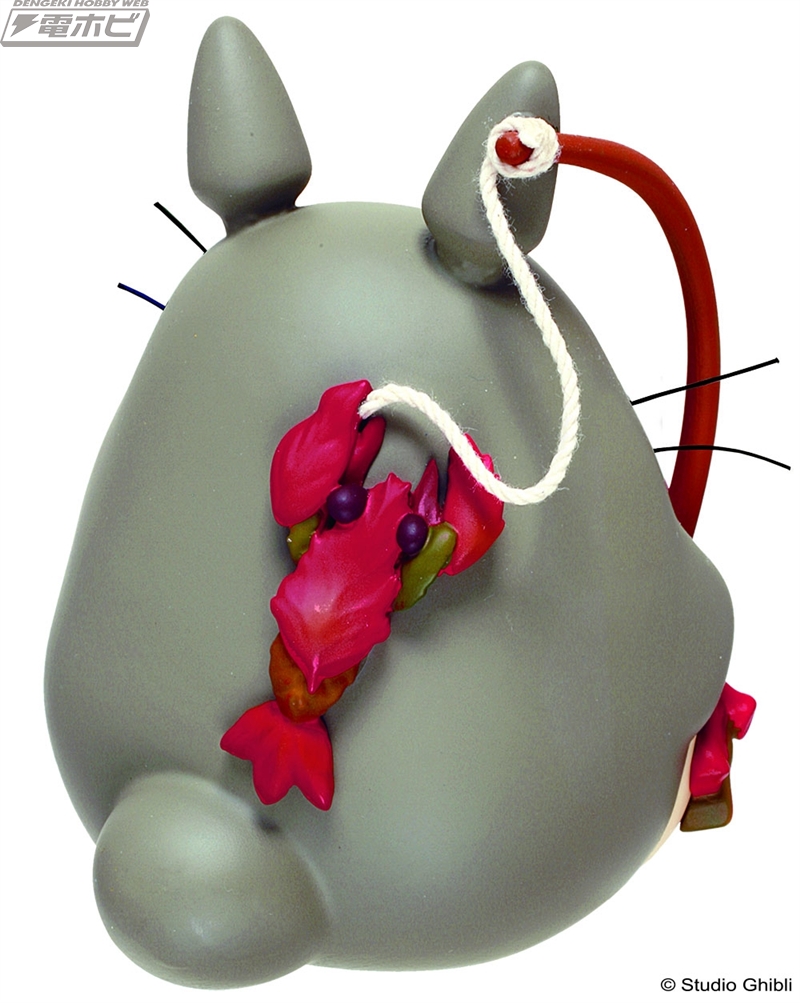 ネコバスがなんと招き猫に!?『となりのトトロ』トトロとネコバスの