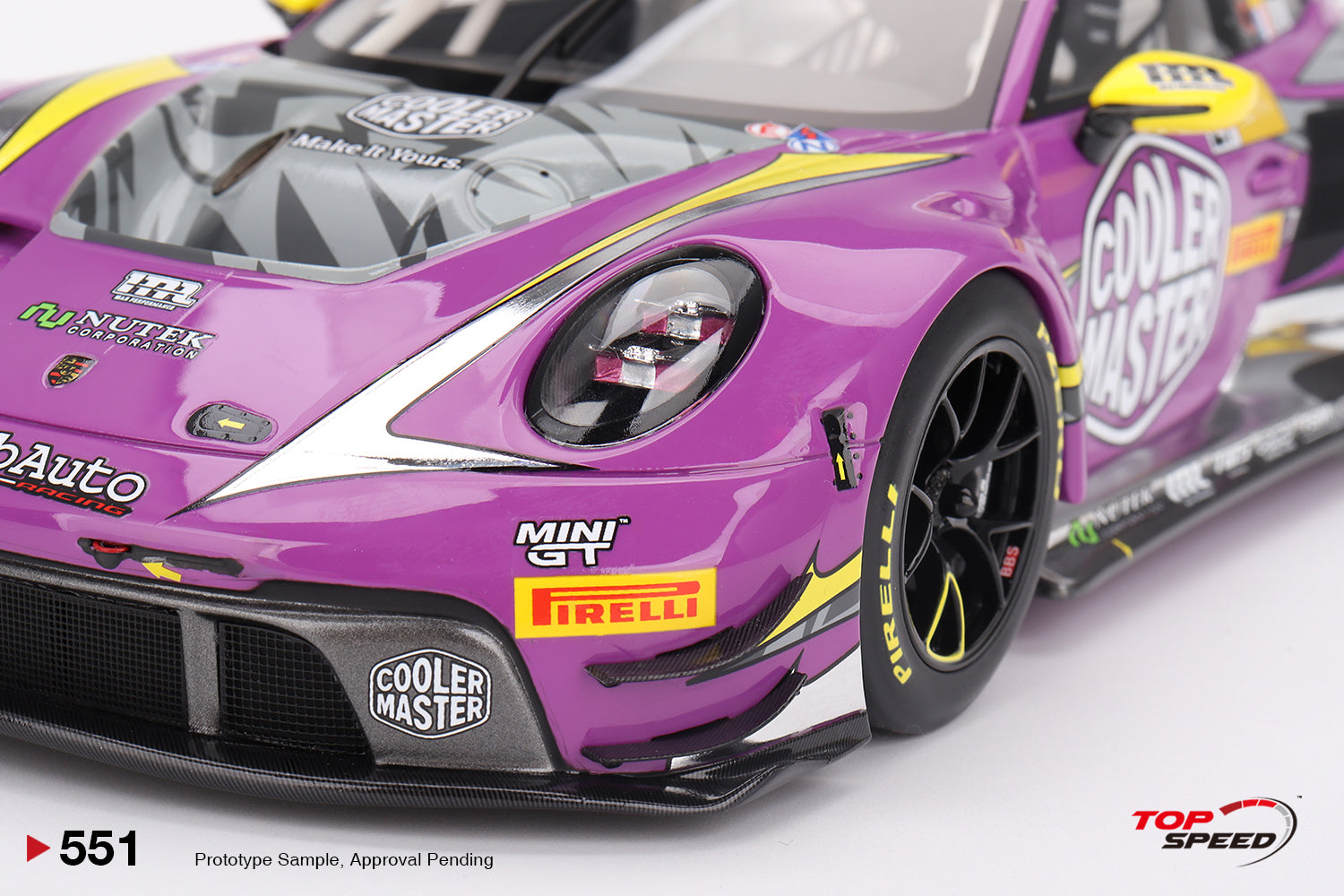 TOPSPEED 1:18 Porsche 911 GT3 R #27 HubAuto Racing 2023 FIA GT