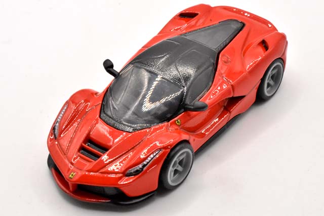 LAFERRARIのレビュー！フェラーリ決定版スペチアーレ。旧キャストも