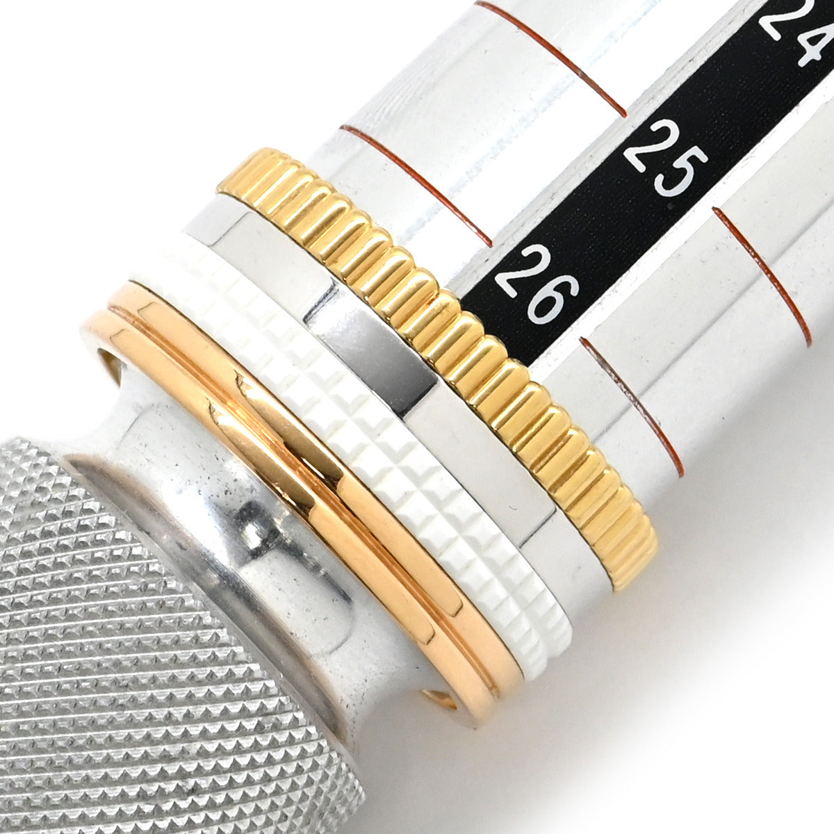 ブシュロン BOUCHERON キャトル クラシック ホワイト ラージ 4カラー