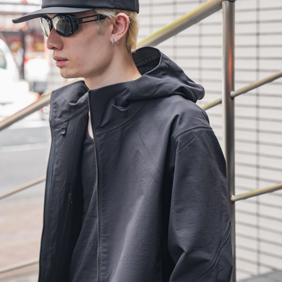 アークテリクスヴェイランスのアイソゴン MX ジャケット | HUES 福岡