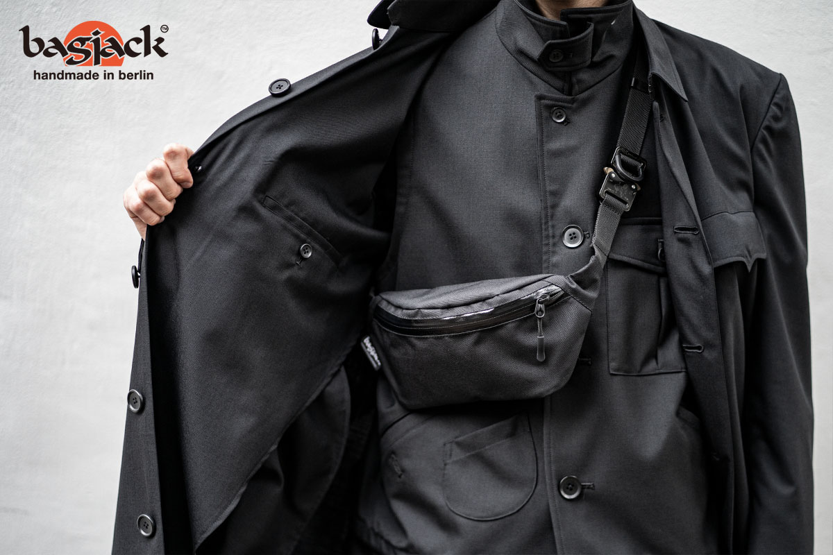 バッグジャック 当店別注コブラバックル付きヒップバッグ【YouTube解説