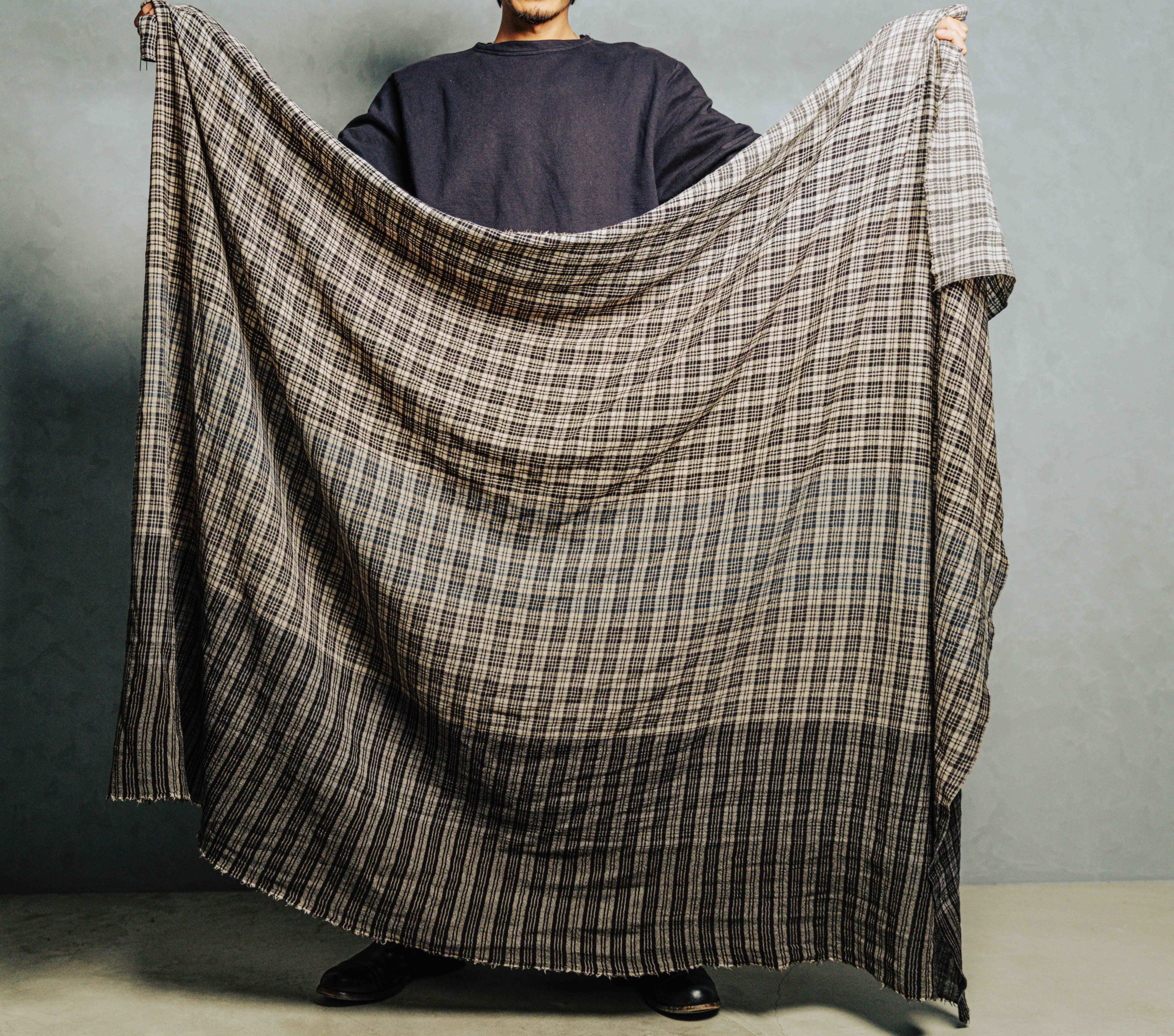 トゥーグッドのエクスプローラスカーフ | HUES 福岡セレクトショップ