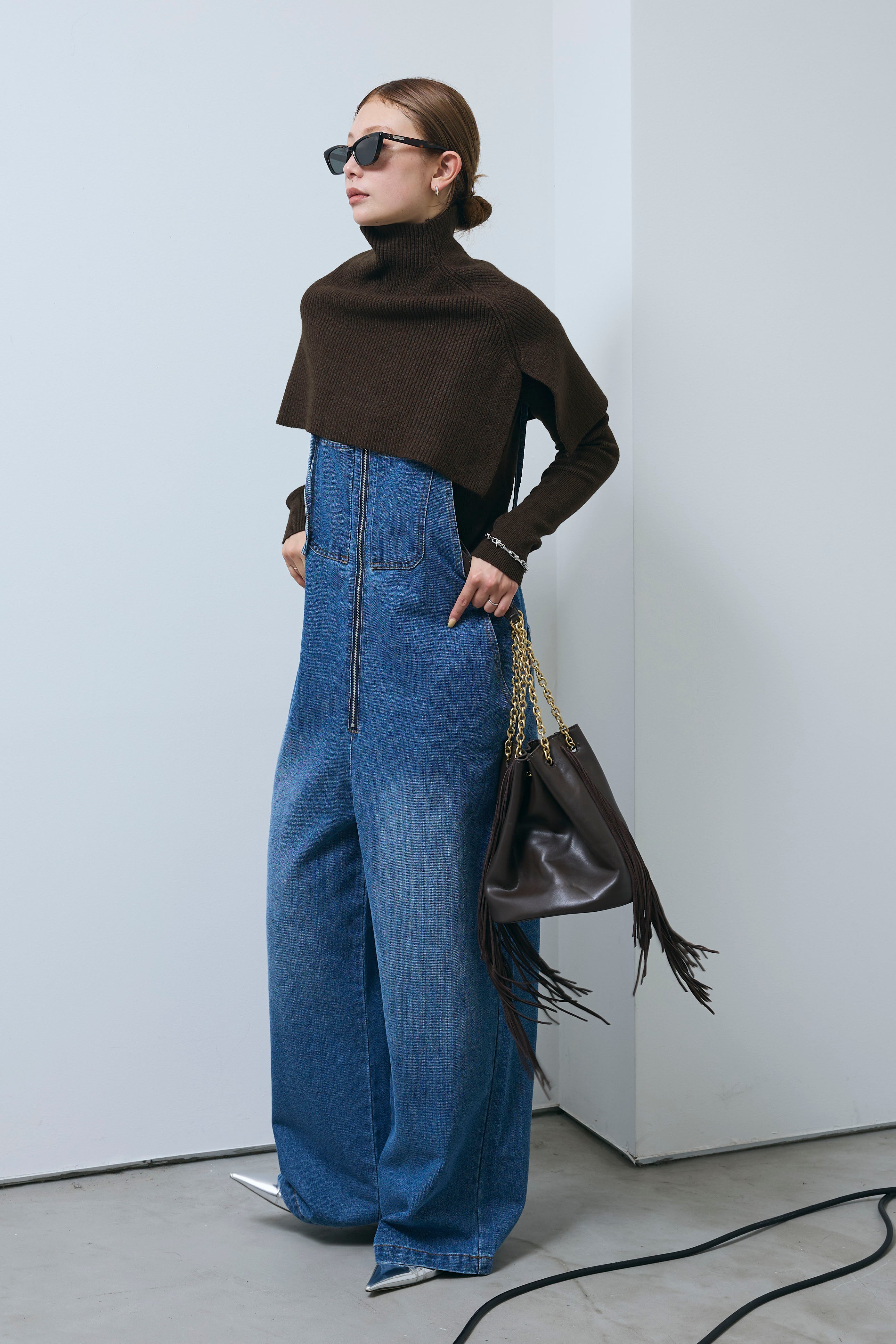 予約/SET]ケープアンサンブルニット+フロントジップストラップデザイン