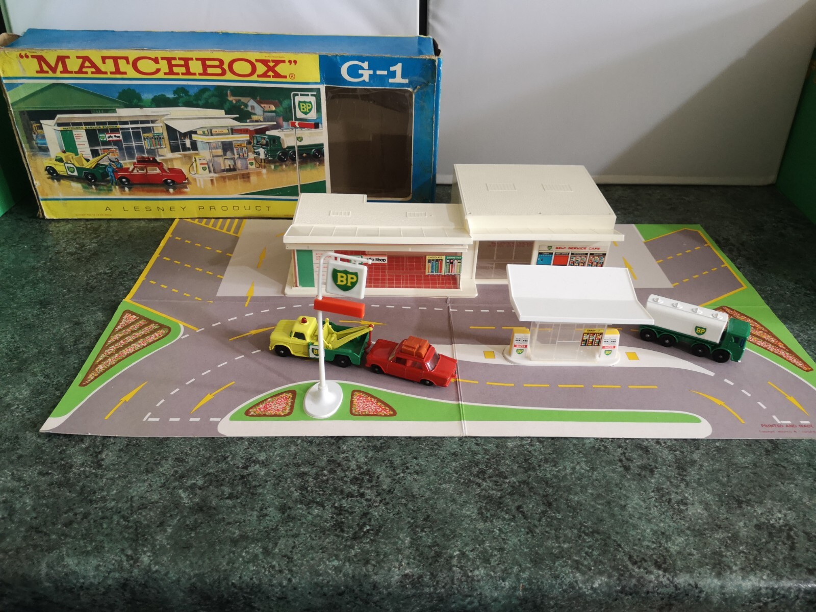 Matchbox G1, Service Station Set - Free Price Guide & Review