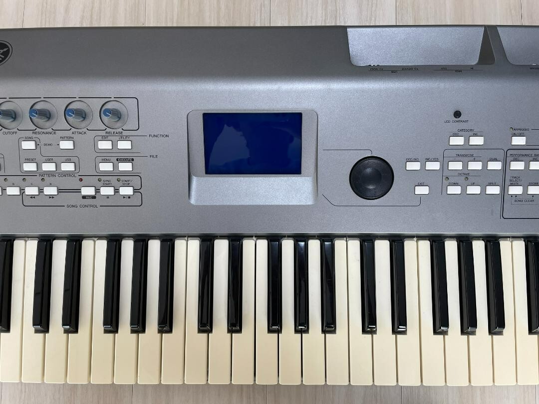 Yamaha シンセサイザー MM6 液晶訳あり Yamaha シンセサイザー MM6