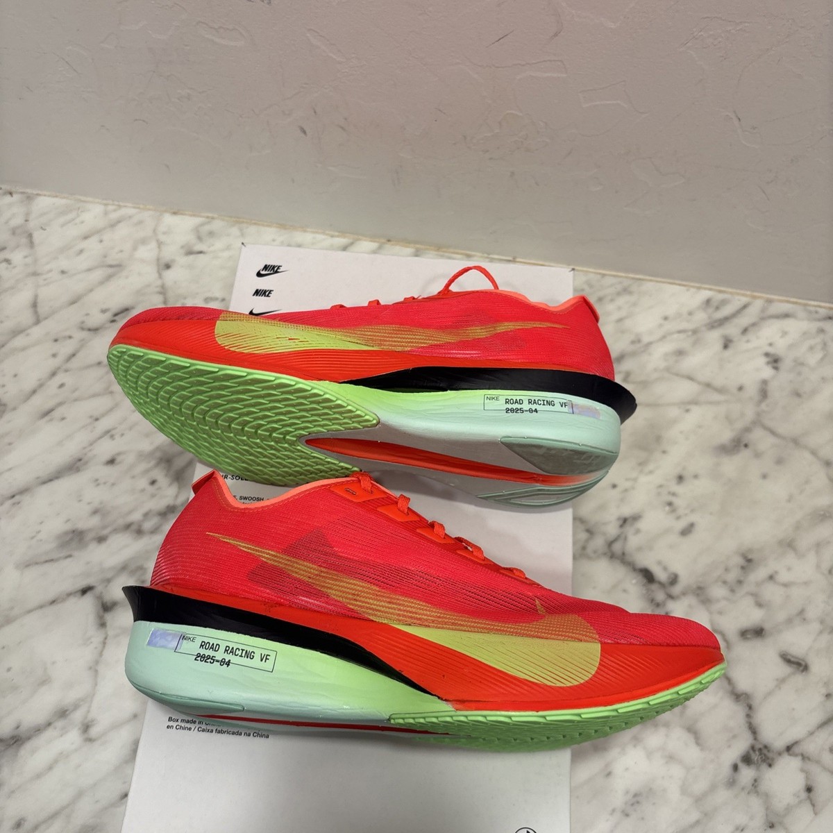 Nike ZoomX VaporFly Next% 4 Bright Crimson Lime Blast FN6616-100
