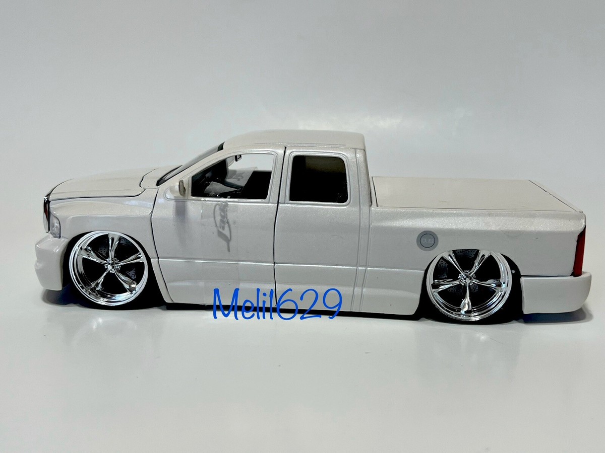 Jada 1/24 Dub City 2003 Dodge Ram (White Pearl) | eBay