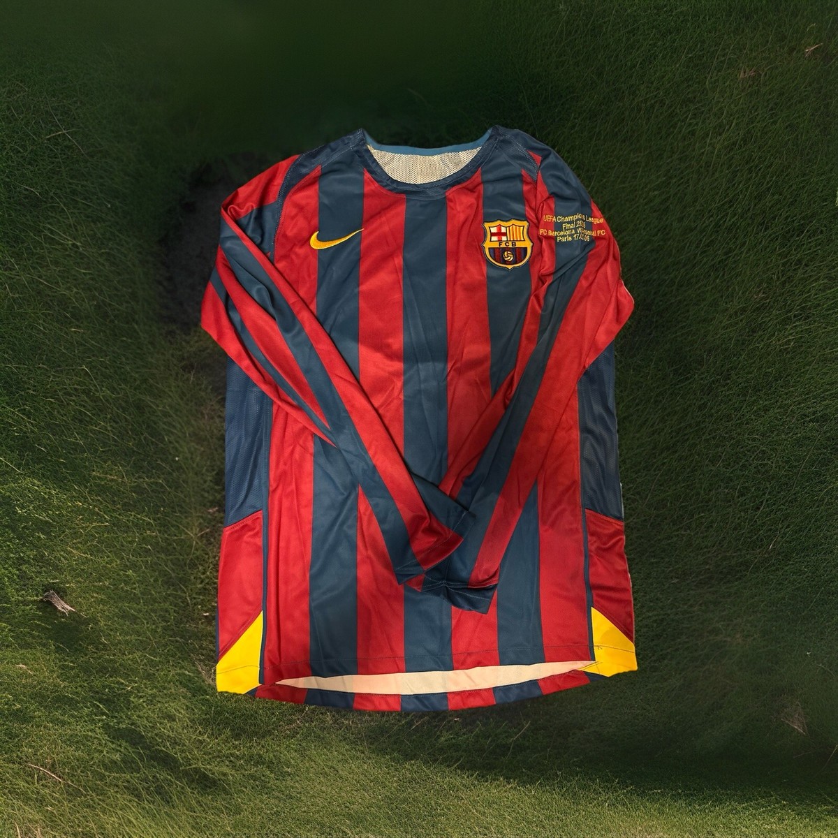 ロナウジーニョ バルセロナ RONALDINHO 背番号10 長袖 シャツ Amazon