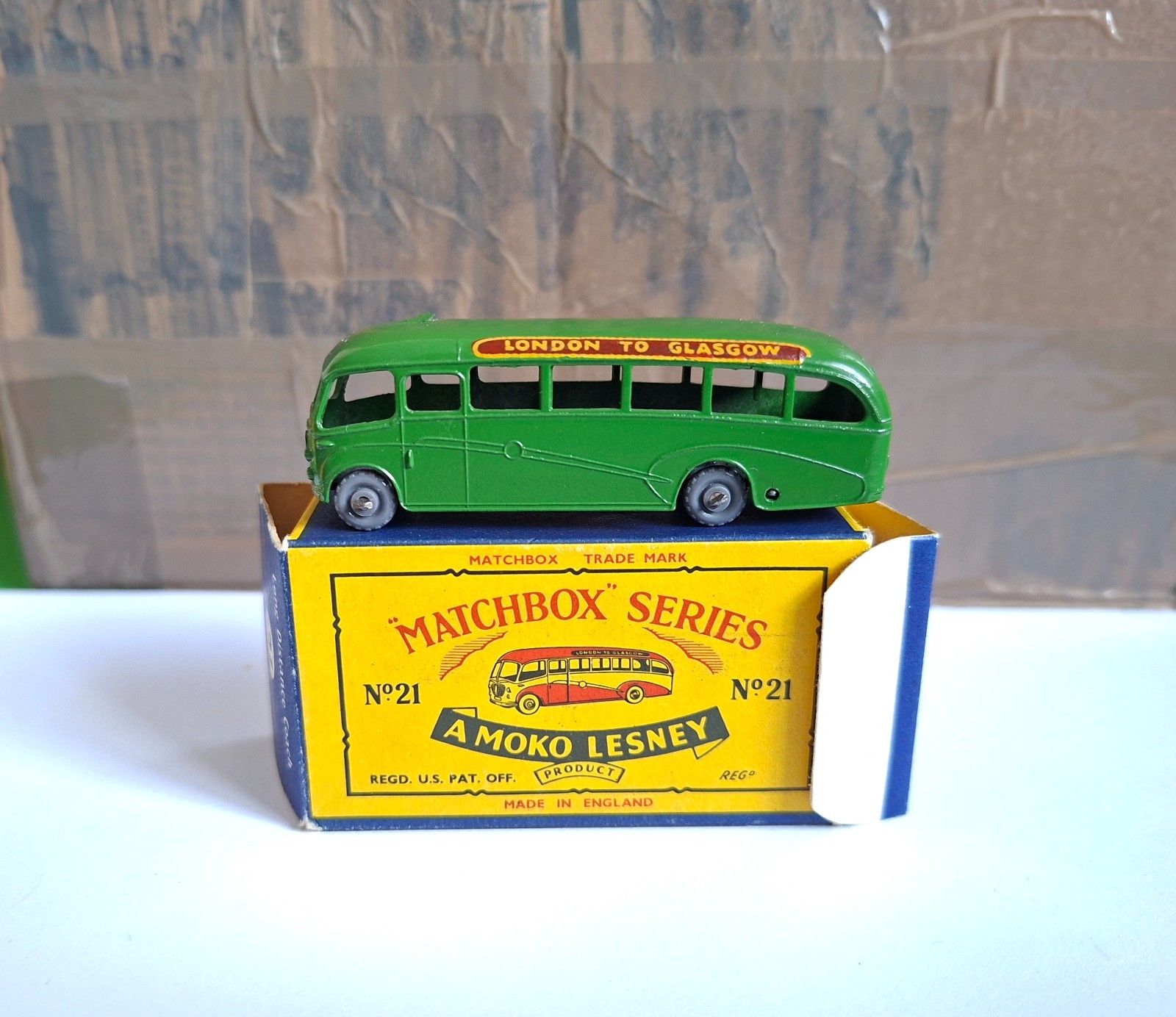 Matchbox 21a, Bedford Coach - Free Price Guide & Review