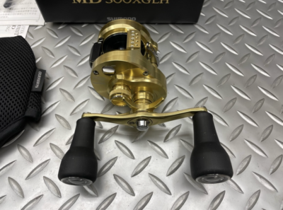 Shimano 23 Calcutta Conquest MD 300XGLH Right Handle Baitcasting