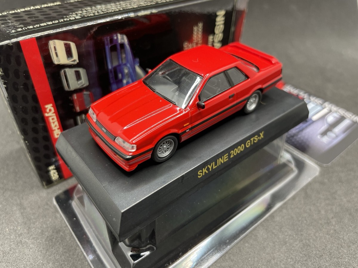 1/64 Kyosho Nissan Skyline 2000 GTS-X R31 Red diecast model car