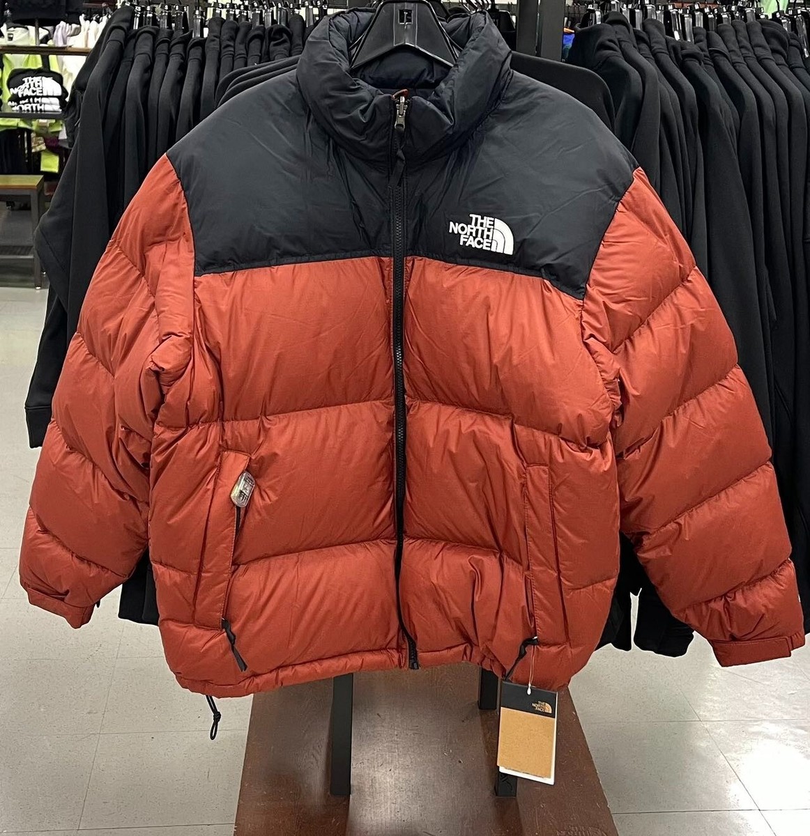 The North Face Mens 1996 Retro nuptse jacket 700 down /Brandy