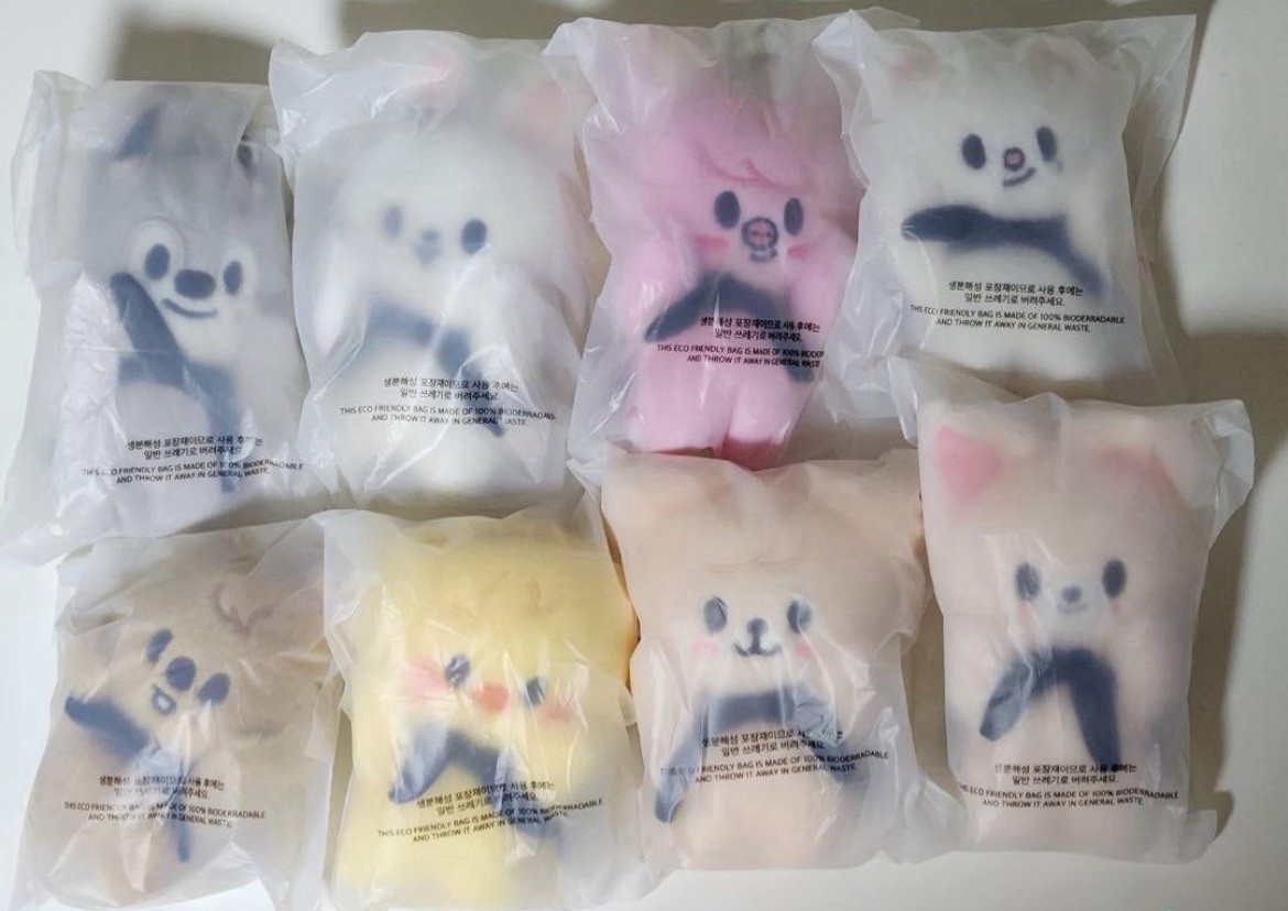 Stray Kids SKZOO MAGNET PLUSH KEYRING BABY ver. official Leebit