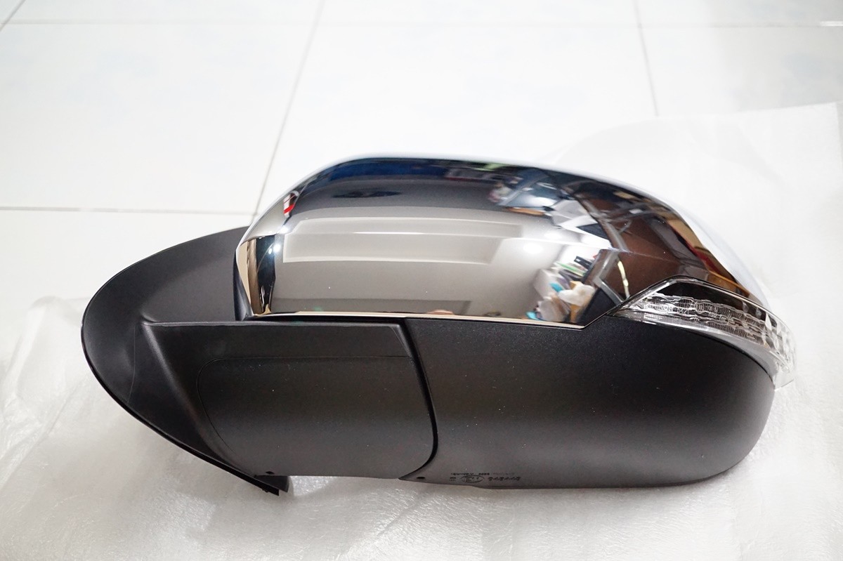 MITSUBISHI NEW PAJERO SPORT GENUINE LEFT WING MIRROR ADJUSTABLE