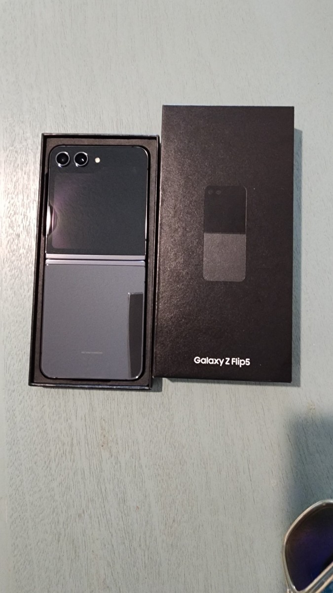 Samsung Galaxy Z Flip5 - 256 GB - Gray (Verizon) for sale online