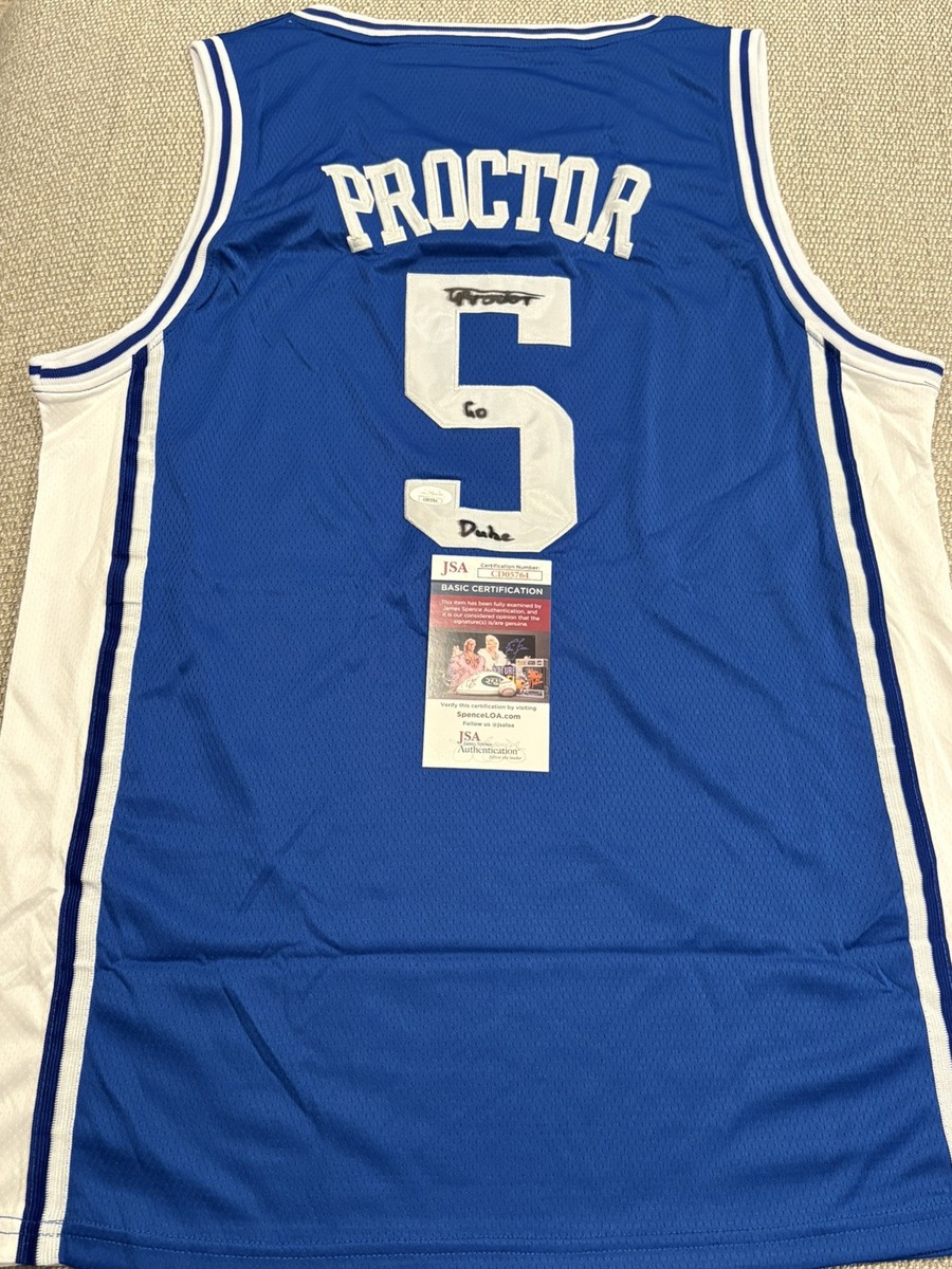 PROVE IPU BASKETBALL 青色のTシャツもあります PROVE IPU BASKETBALL