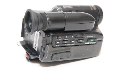 SONY Video 8 Handycam Tape Cassette Camera Recorder CCD-TR4 NTSC