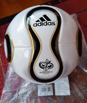 ADIDAS TEAMGEIST REMAKE OG 2025 BALL SIZE 5 | eBay