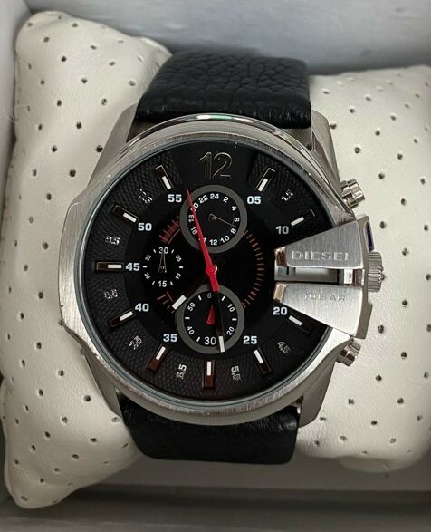 Diesel DZ4182 Master Chief Black Dial Leather Strap Chronograph