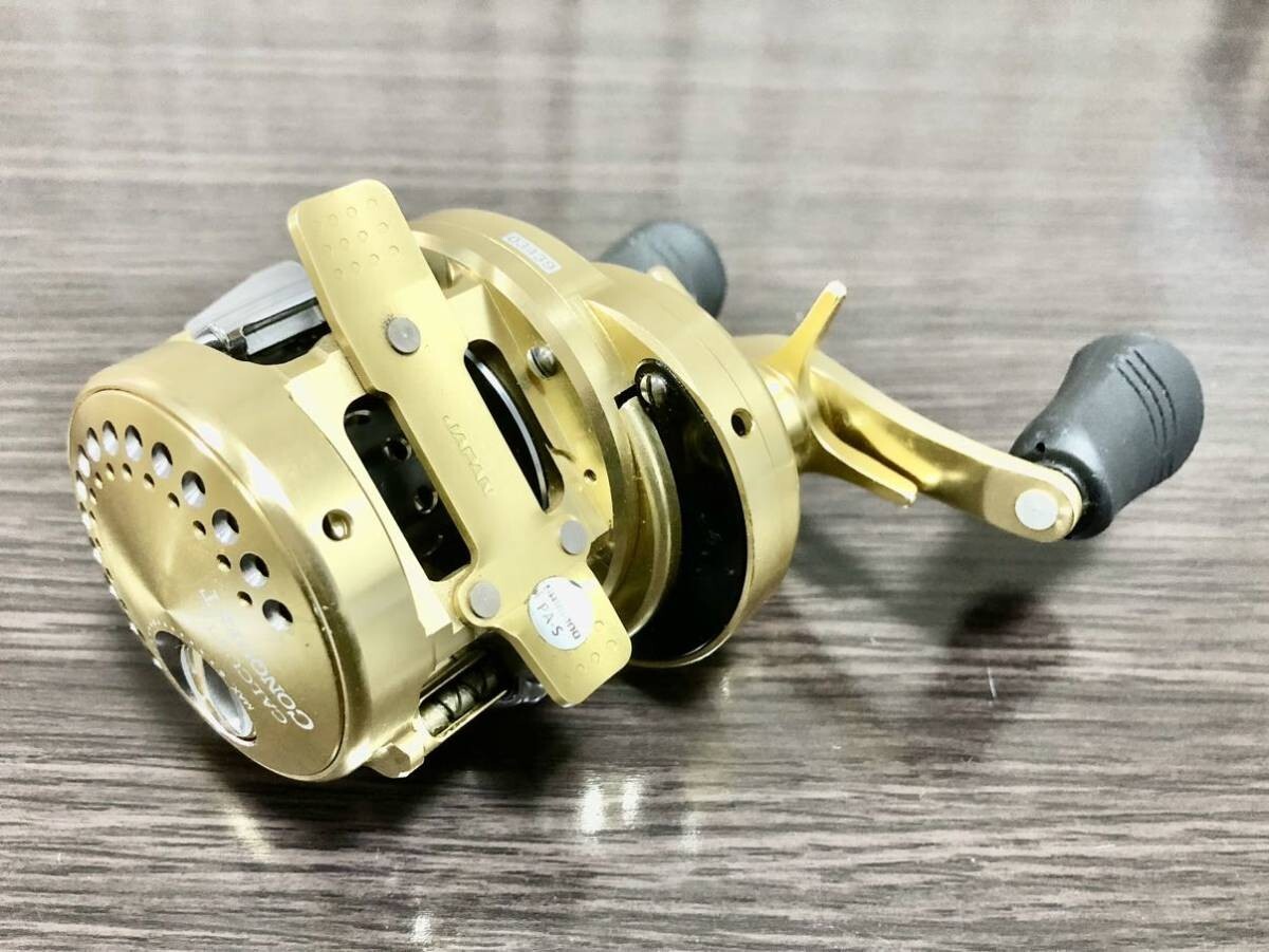 Shimano 15 Calcutta Conquest 200 HG Right Bait Reel | eBay
