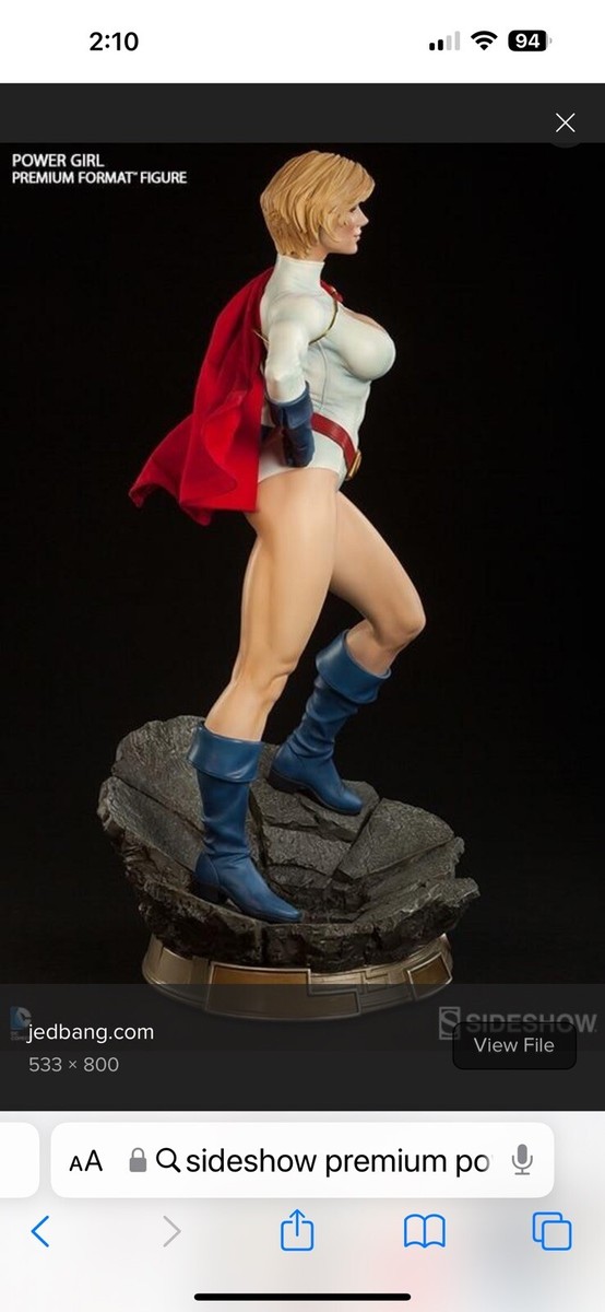 Sideshow EXCLUSIVE Premium Format Power Girl 1/4 Scale Statue