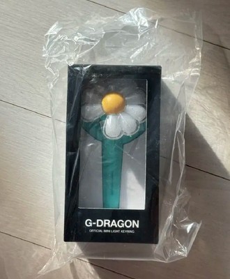 Official G-DRAGON MINT Mini Light Keyring Übermensch World Tour