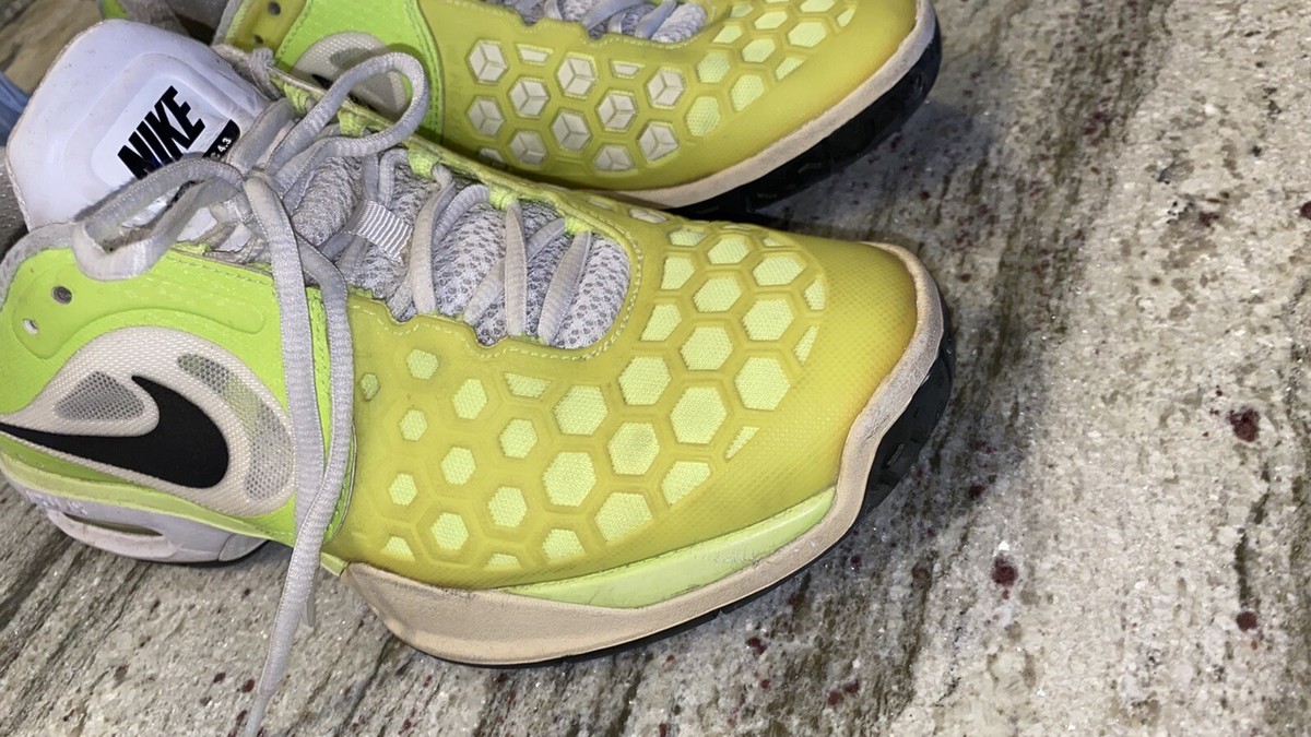 Tennis Shoes like Rafa Nadal Played In Nike Air Max Court