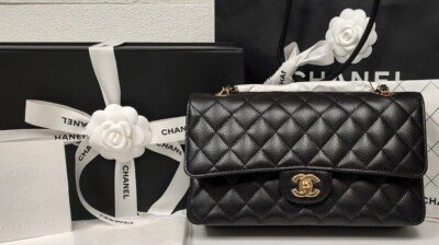 New REV CHANEL Medium Classic Caviar Double Flap Black Bag Gold
