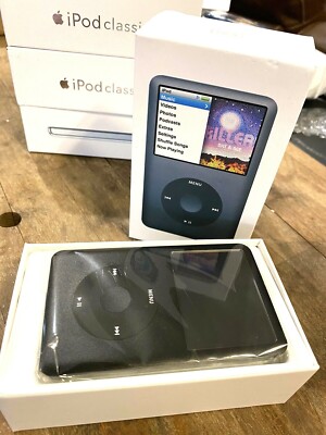 Apple iPod Classic 6th Generation Black (80 GB) MB147LL - MINT