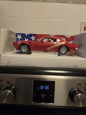 Minichamps 1/18 Ferrari F300 F1 #4 Eddie Irvine Model Used Opened