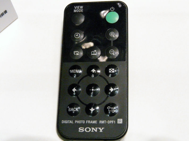 ソニーが全力で作り込んだデジタルフォトフレーム「S-Frame（エス