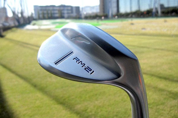 オートマにも打てるプロウェッジ」フォーティーン RM-21 ウェッジ｜新