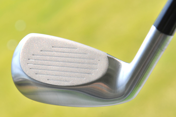 緊張感のある練習器具」ツアーストライカー｜新製品レポート｜GDO