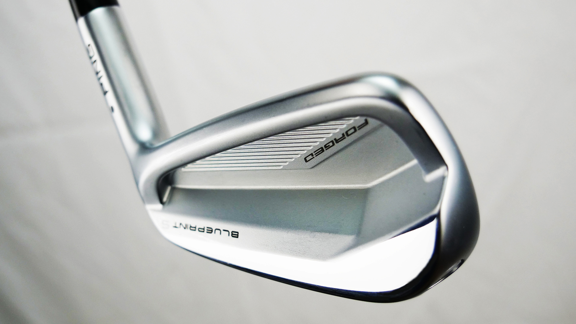 ブループリント S アイアンを西川みさとが試打「練習に熱心な人向き