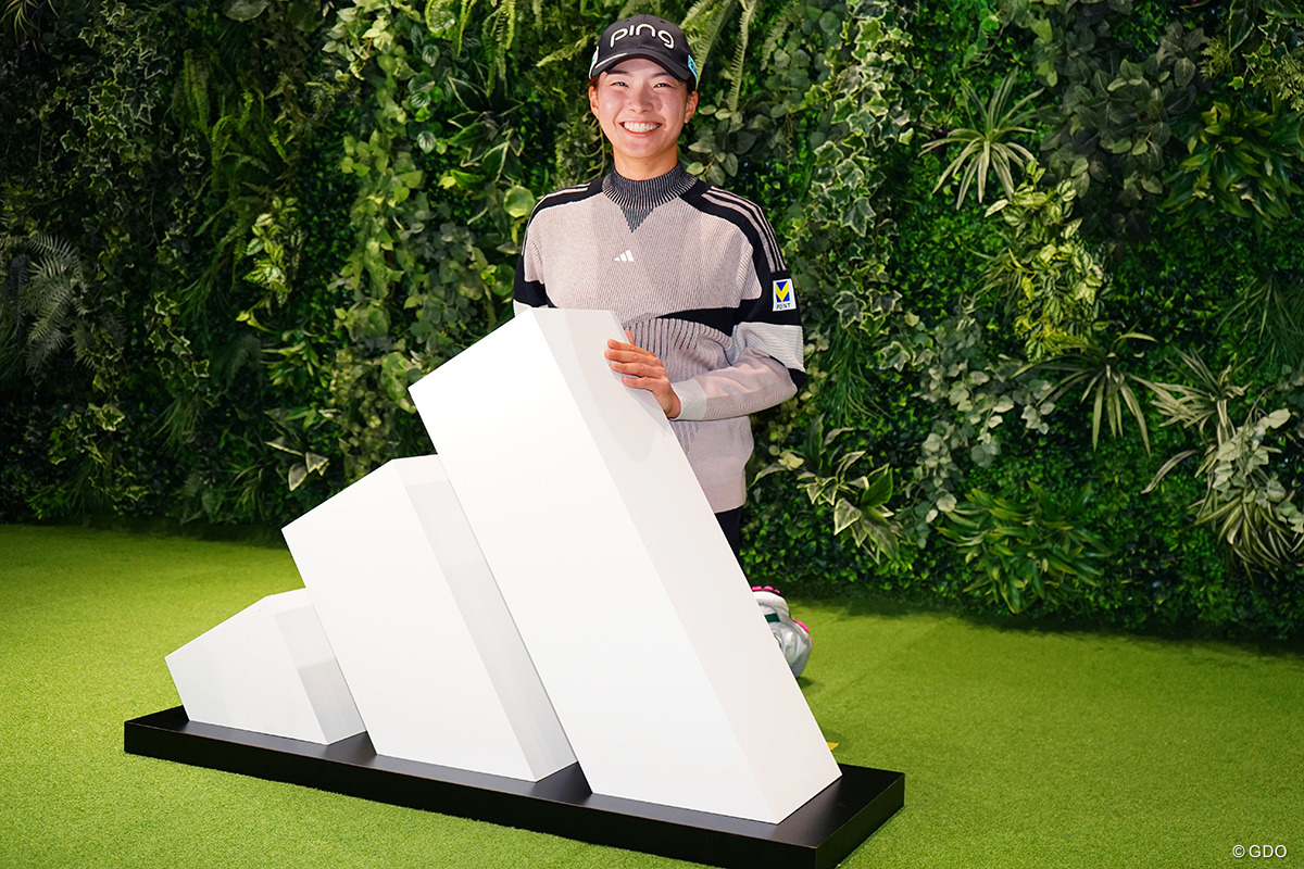 ペブルビーチの悲劇”も笑顔で 渋野日向子はアディダスのウェアと