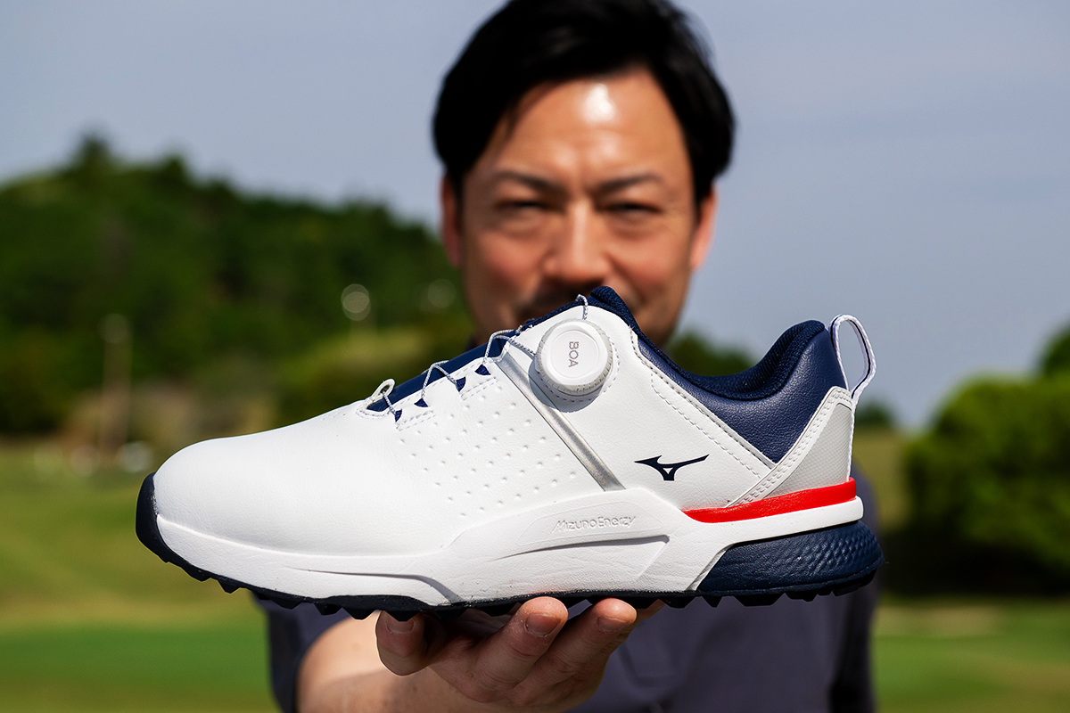 幅広さんも甲高さんも「いいね！」 ミズノ「ハザードエナジー BOA