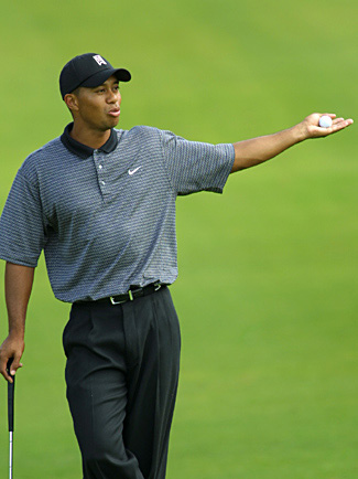 画像詳細 2002年 ザ・ツアー選手権 事前 タイガー・ウッズ タイガー