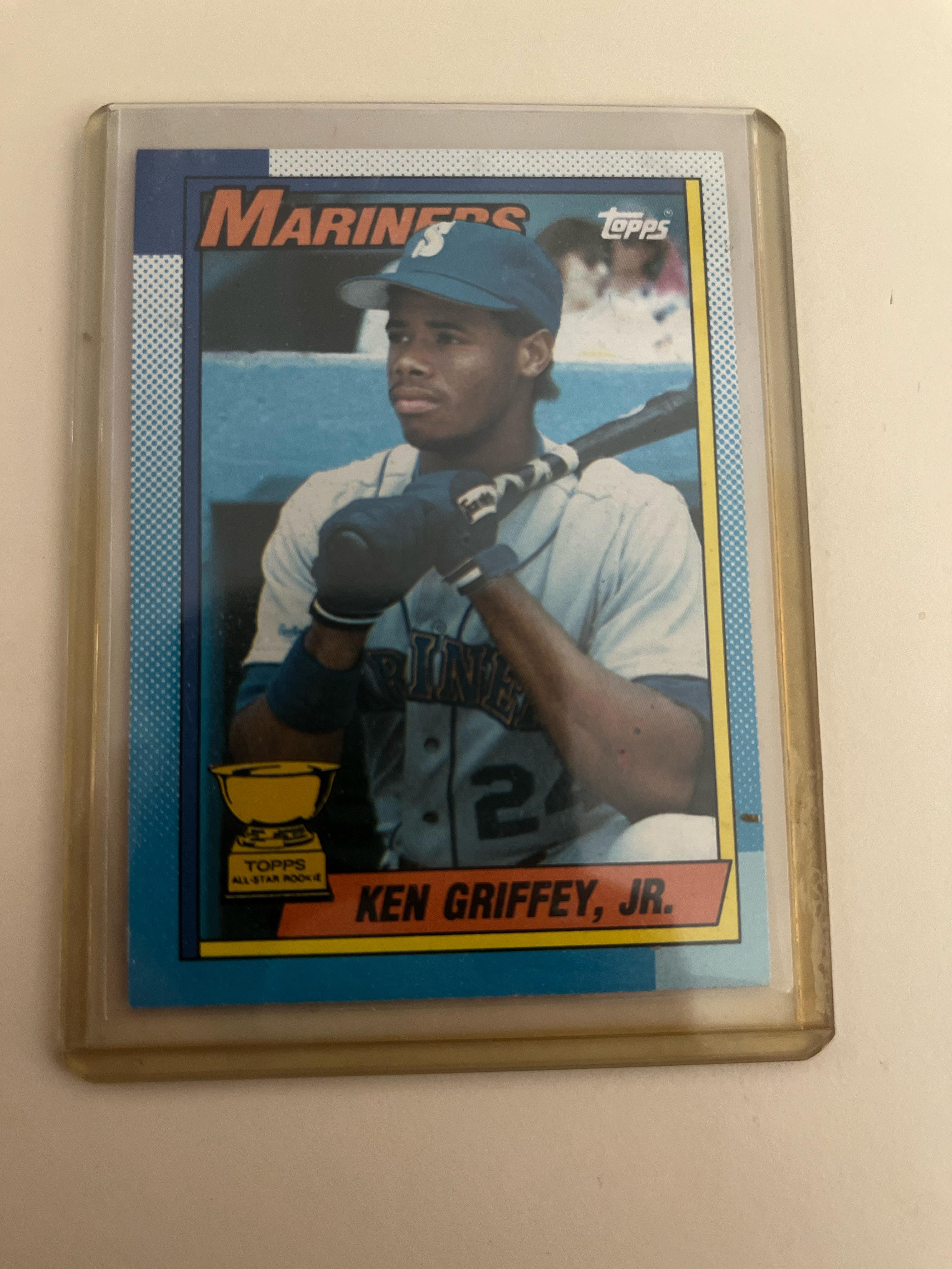 ケン・グリフィーJR.の傷エラーに関する質問 : r/baseballcards