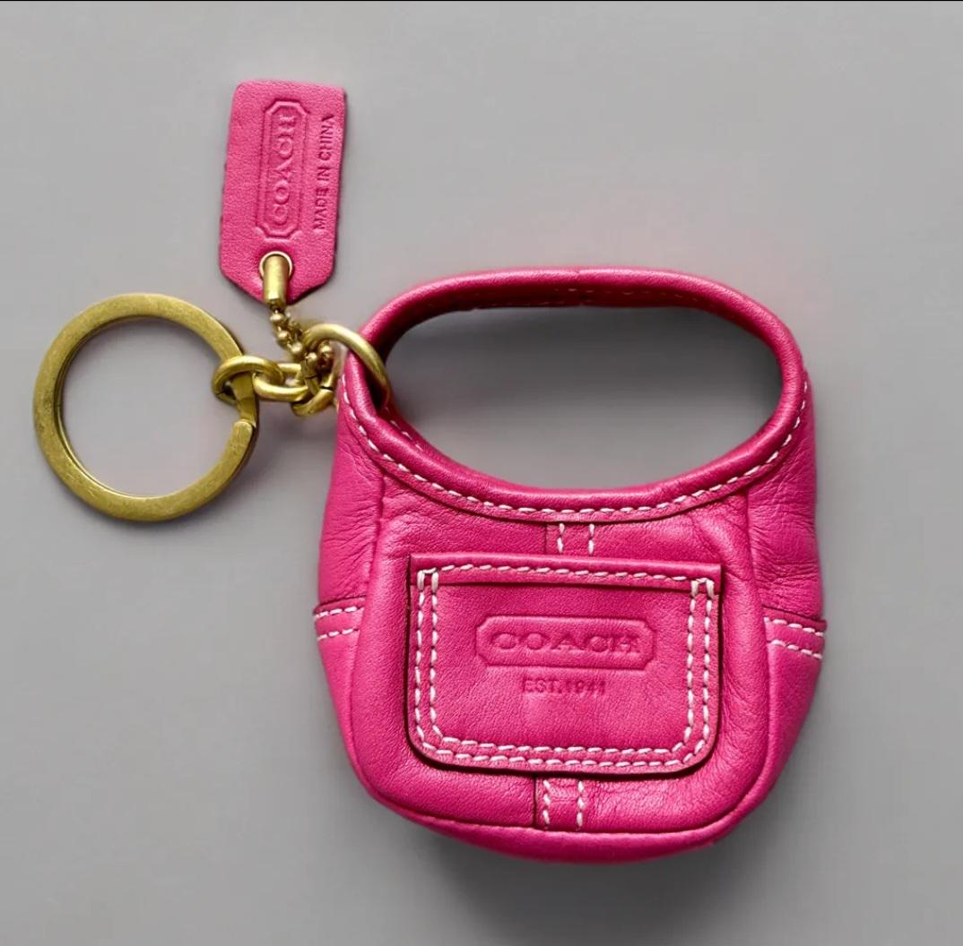 NFS I just bought a Vintage Ergo Key Fob! : r/Coach