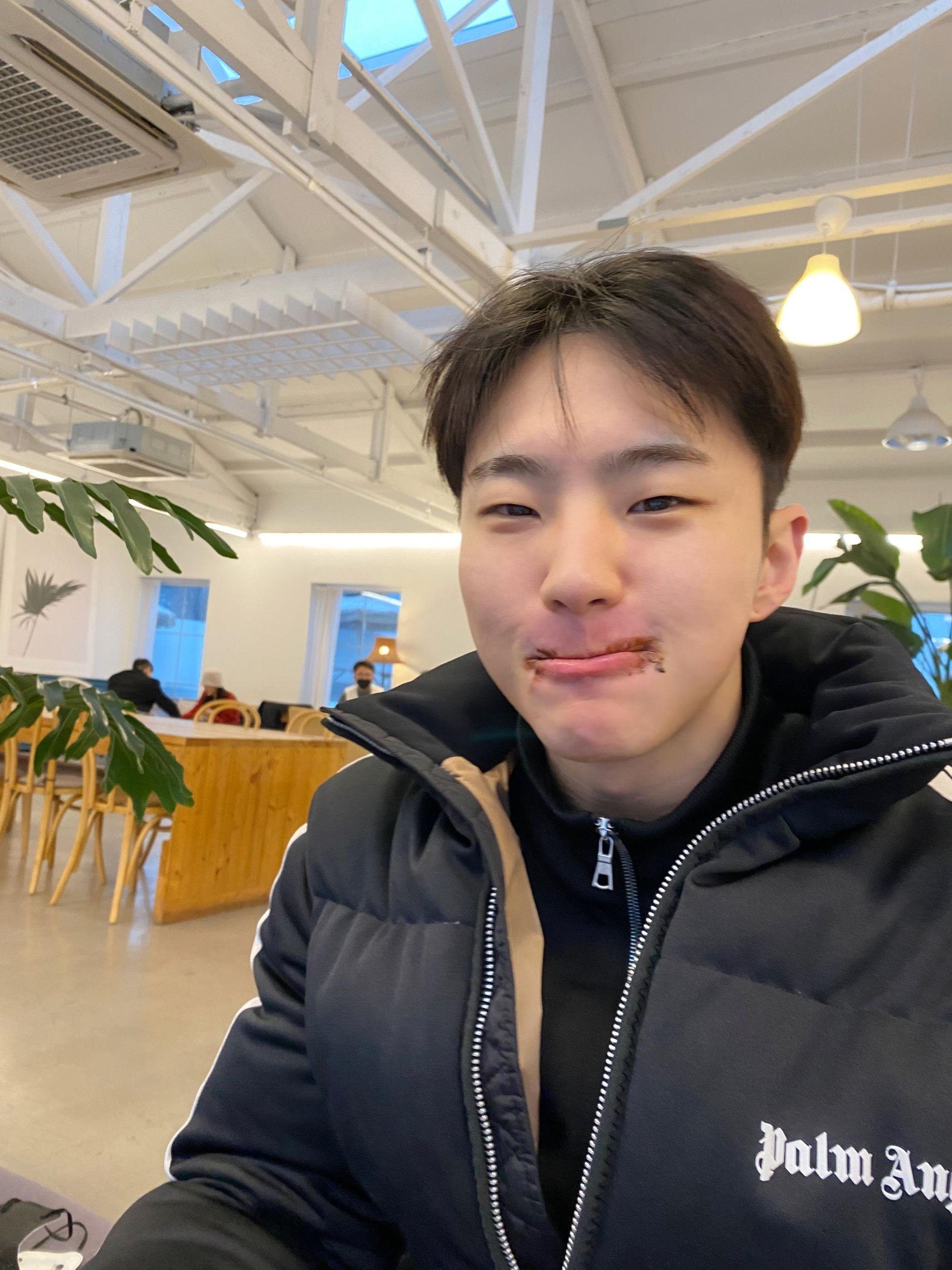 211218 Hoshi Weverse Update (2) : r/seventeen