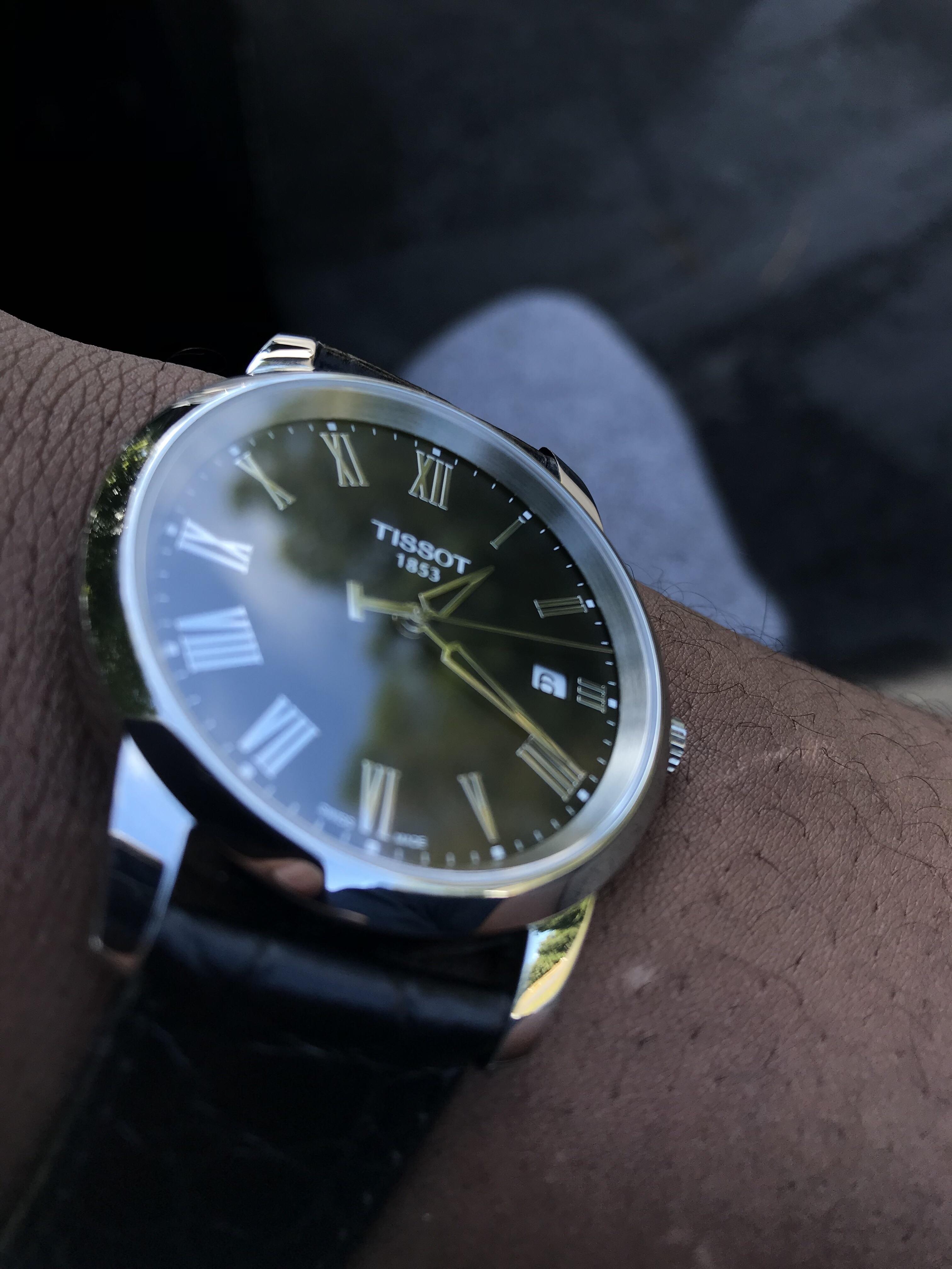 ティソ クラシック ドリーム] 美しいドレッシーなクォーツ時計。 : r