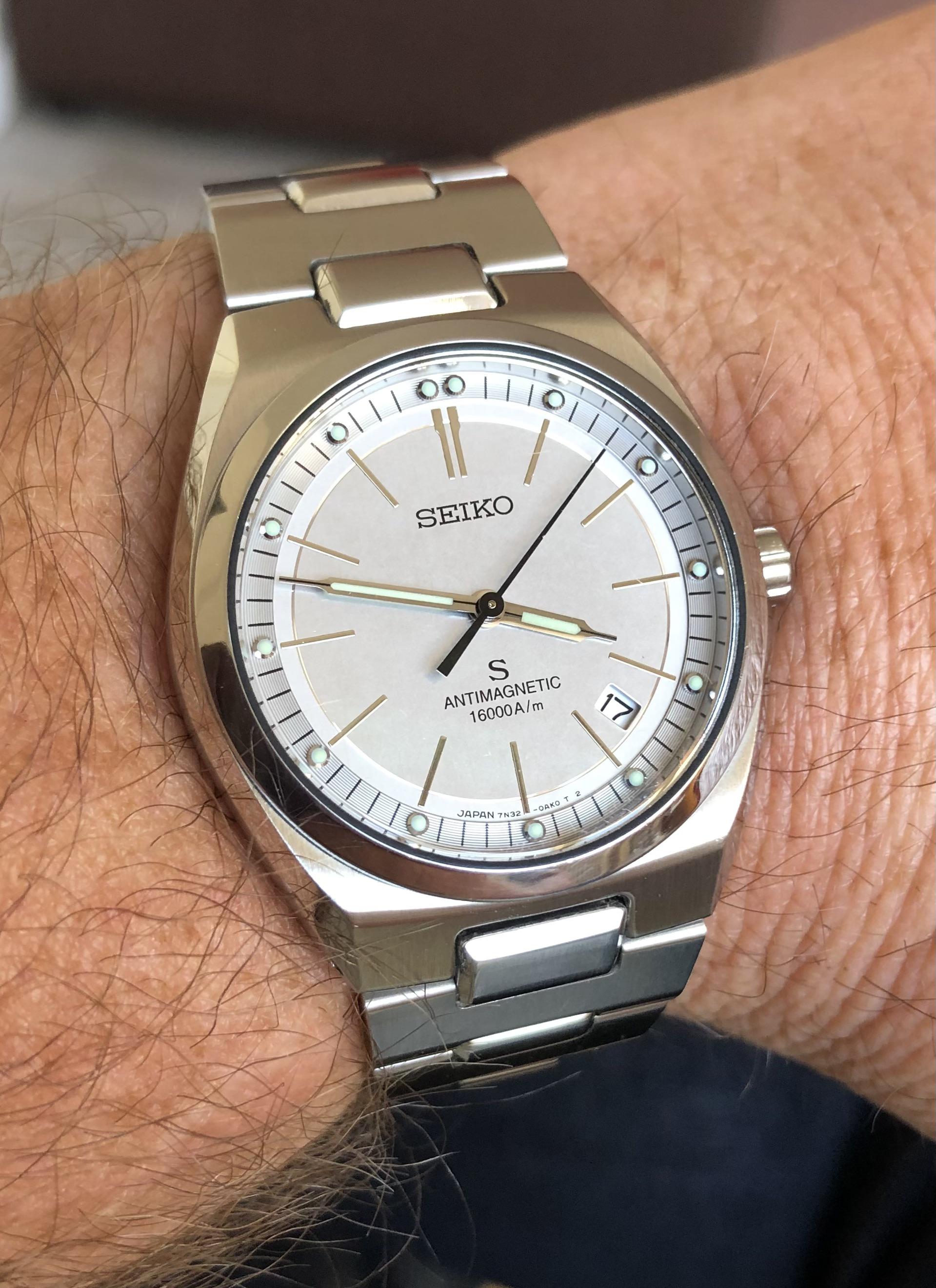 7N32-0AG0] Anti-Magnetic : r/Watches