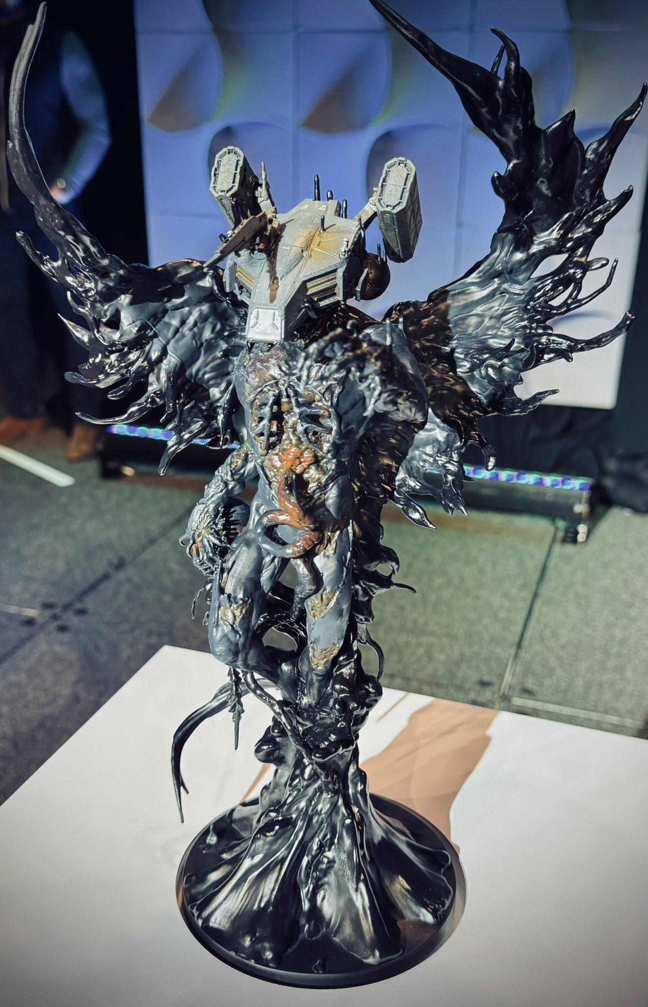 マゼランマンの像、マジでひどいな : r/DeathStranding