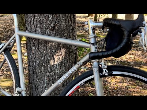 I borrowed a chromoly road bike, the Surly Pacer. - YouTube