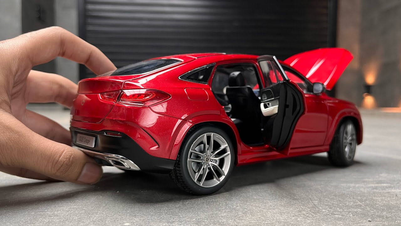 Mercedes-Benz GLE Coupe 1/18 Scale Diecast Model Unboxing - YouTube